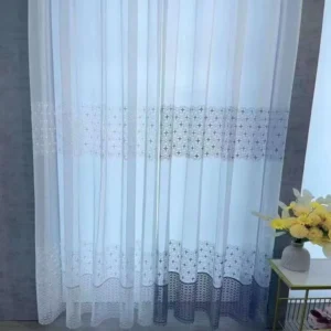 Elegant Tulle Fabric Wholesale - Lightweight for Wedding & Home Decor 帮助搜索引擎识别图片主体，关联产品场景 Title Elegant Tulle Fabric Wholesale 完善标题，强化核心关键词关联 Caption High-quality tulle fabric available for wholesale, ideal for wedding backd